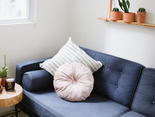 DIY Round Velvet Cushion