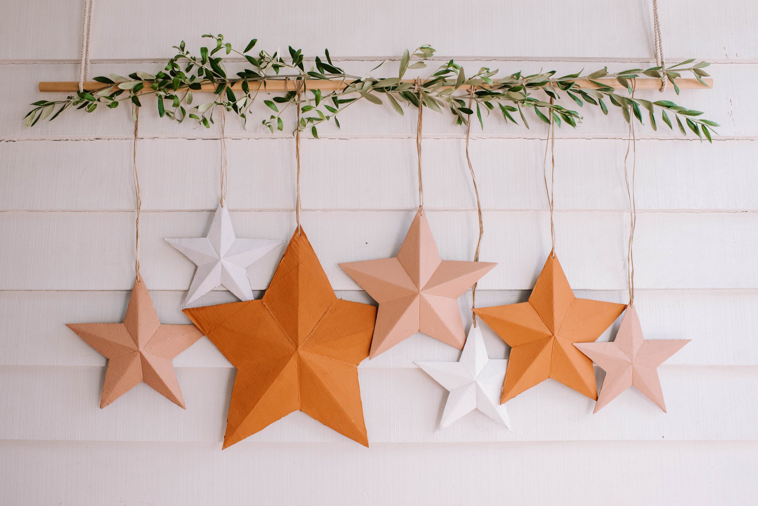 Easy DIY Paper Christmas Stars with Your Cricut
